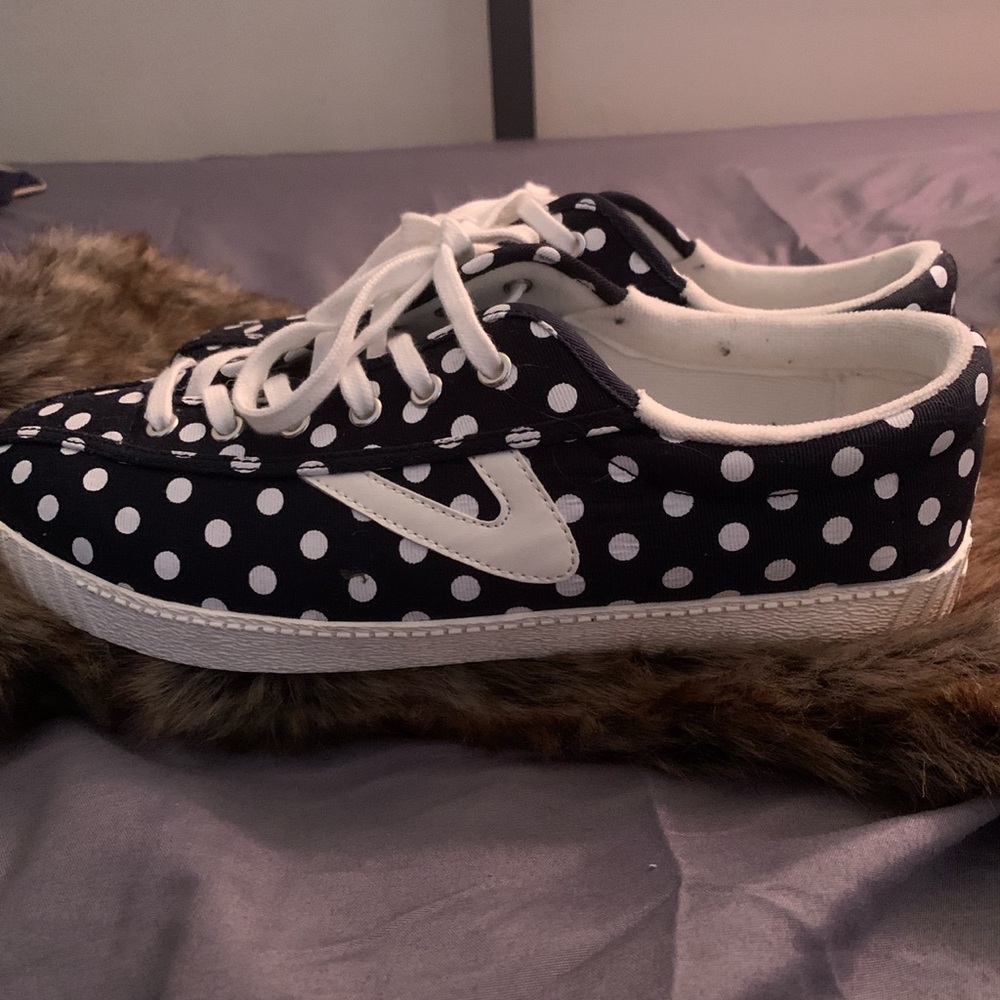 Tretorn navy blue sneakers